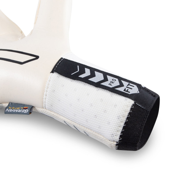 NKAM Pro RINAT SHOTER