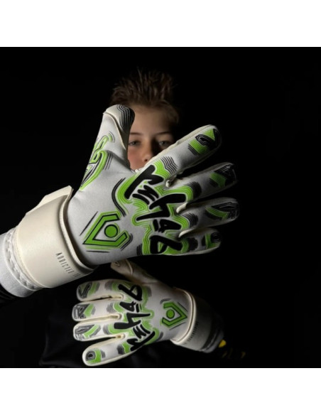 Gloves of goalkeeper Rehab Fighter NC Green