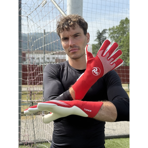 luvas do goleiro Toride Pro 26