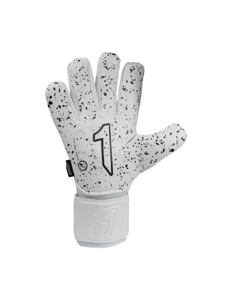 gloves of goalkeeper Santoloco as Rinat Cut Right White
