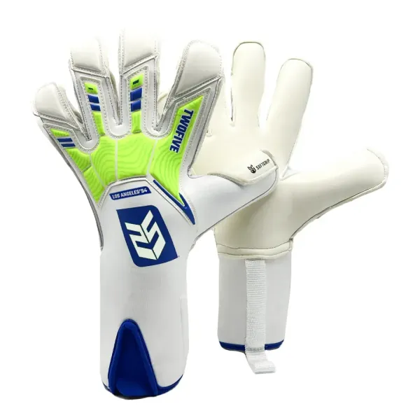 gloves of goalkeeper Los Angeles Advance Green Pair